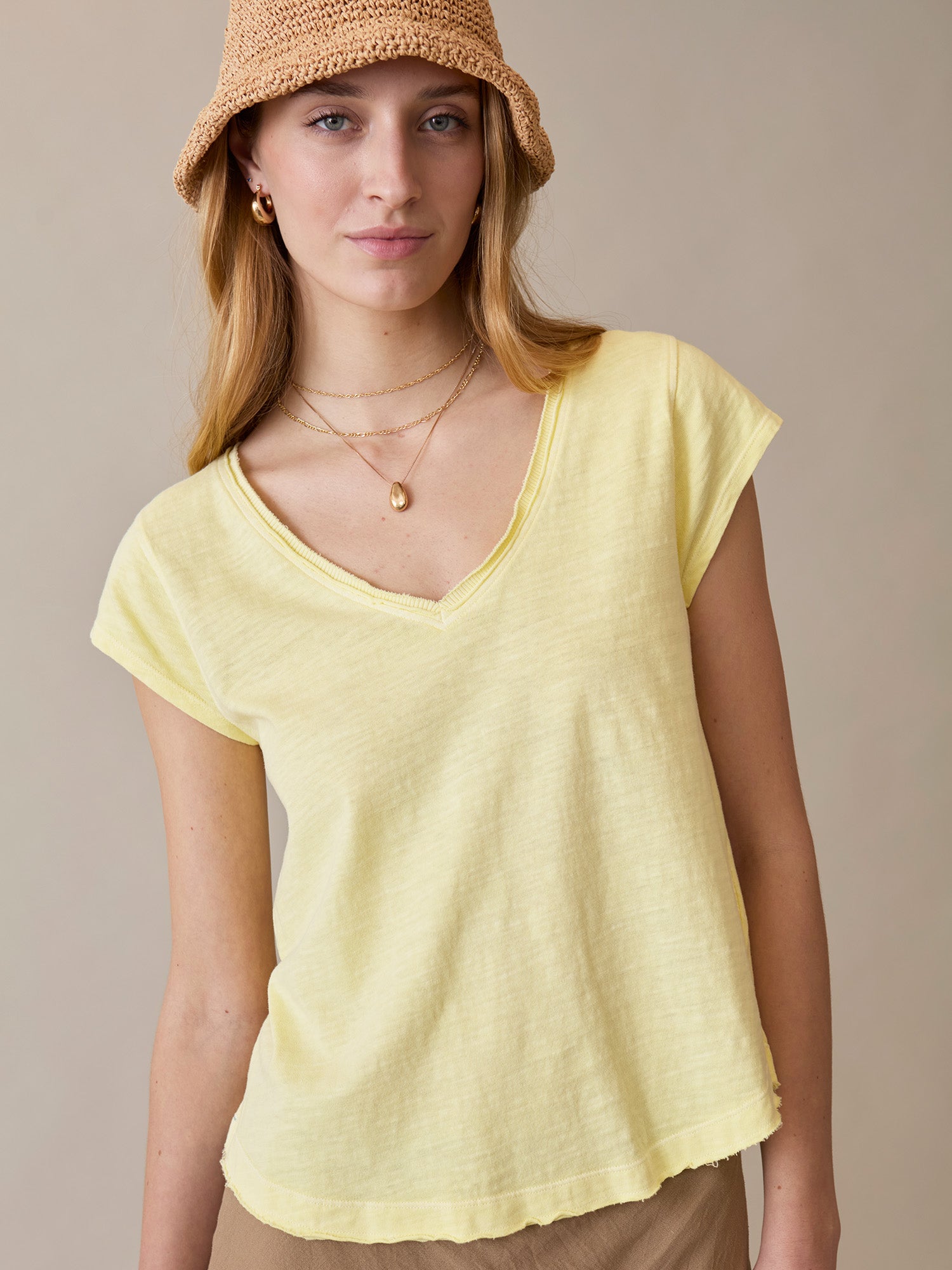 Pearl Tee minimalist women’s white cotton t-shirt
