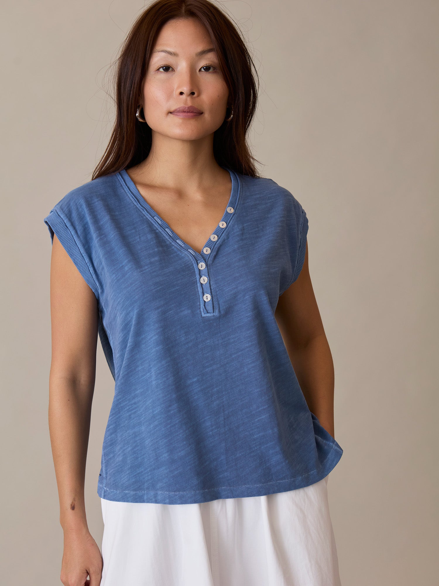 Women’s Washed Mira Top eco-friendly relaxed fit everyday top