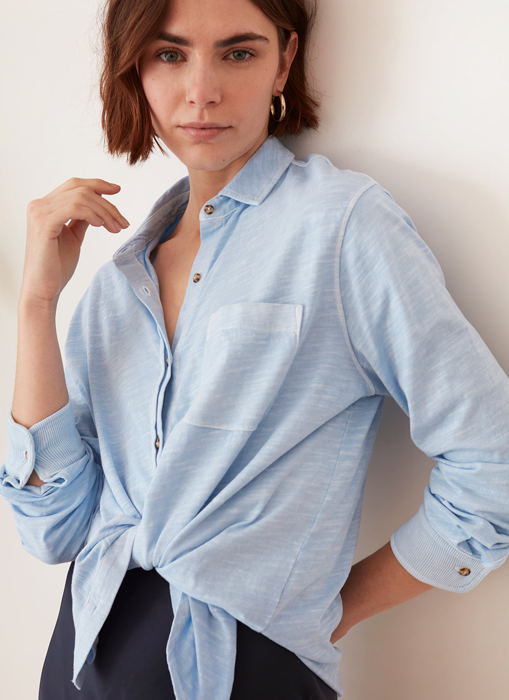 Women’s Washed Avery Shirt versatile layering cotton top