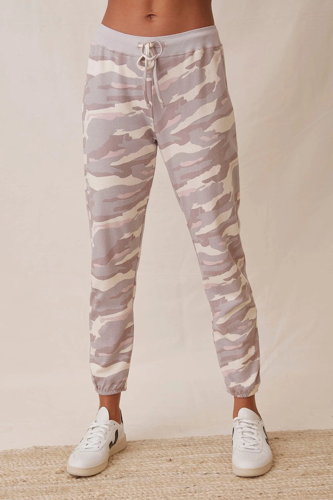 Aerie 2025 camo joggers